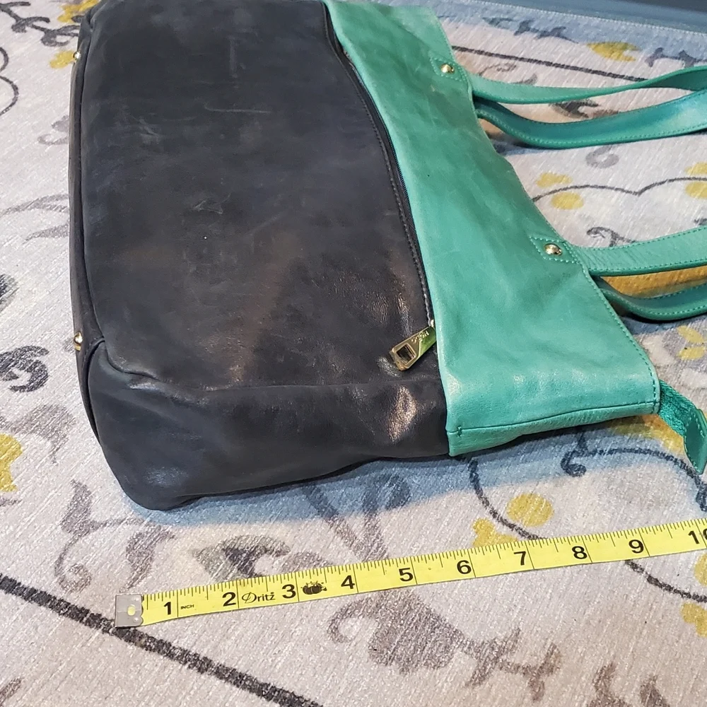 HOBO THE ORIGINAL TOTE BAG Two Tone Color Of Cow Leather ⚜️💚💙⚜️ - Picture 5 of 13